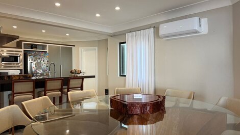 130 - High Standard Apartment Bombas Beach