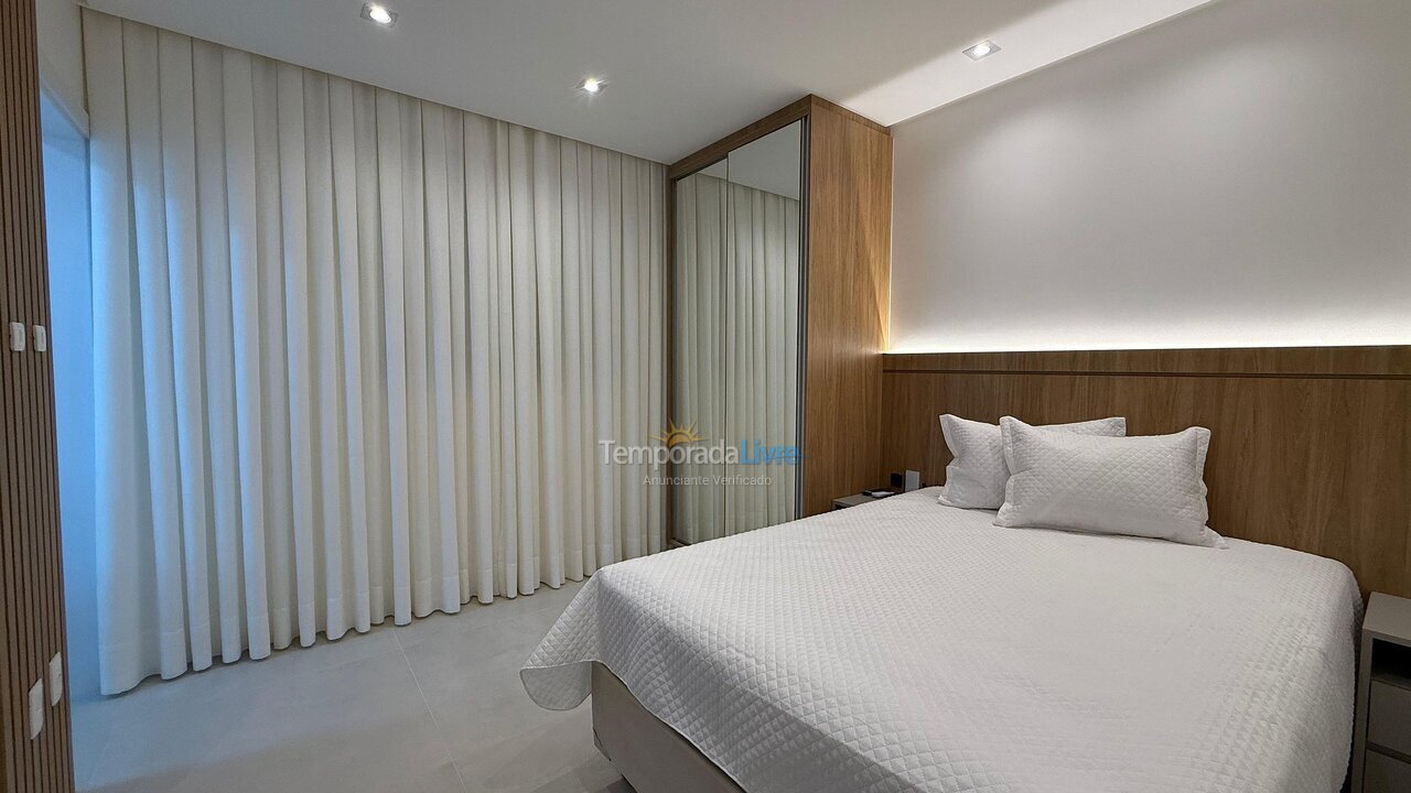 Apartamento para alquiler de vacaciones em Bombinhas (Praia de Bombas)