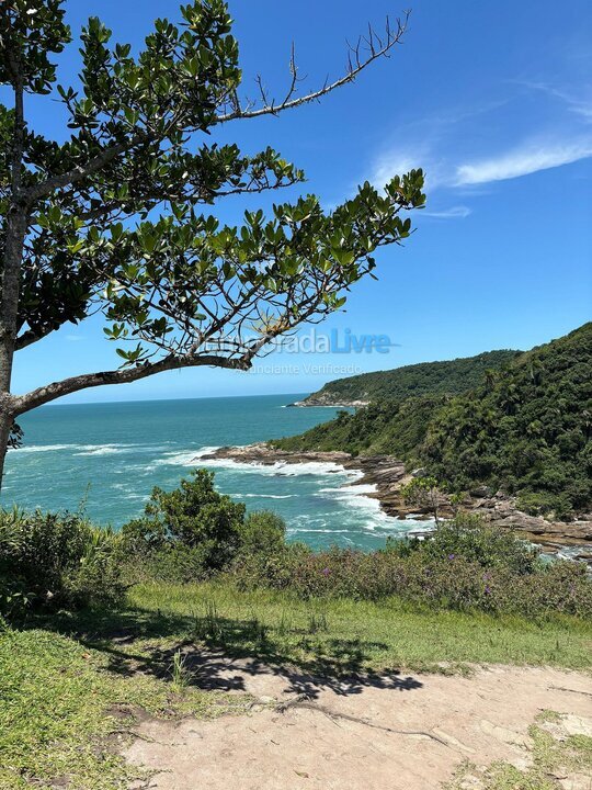 Apartamento para aluguel de temporada em Bombinhas (Praia de Bombas)