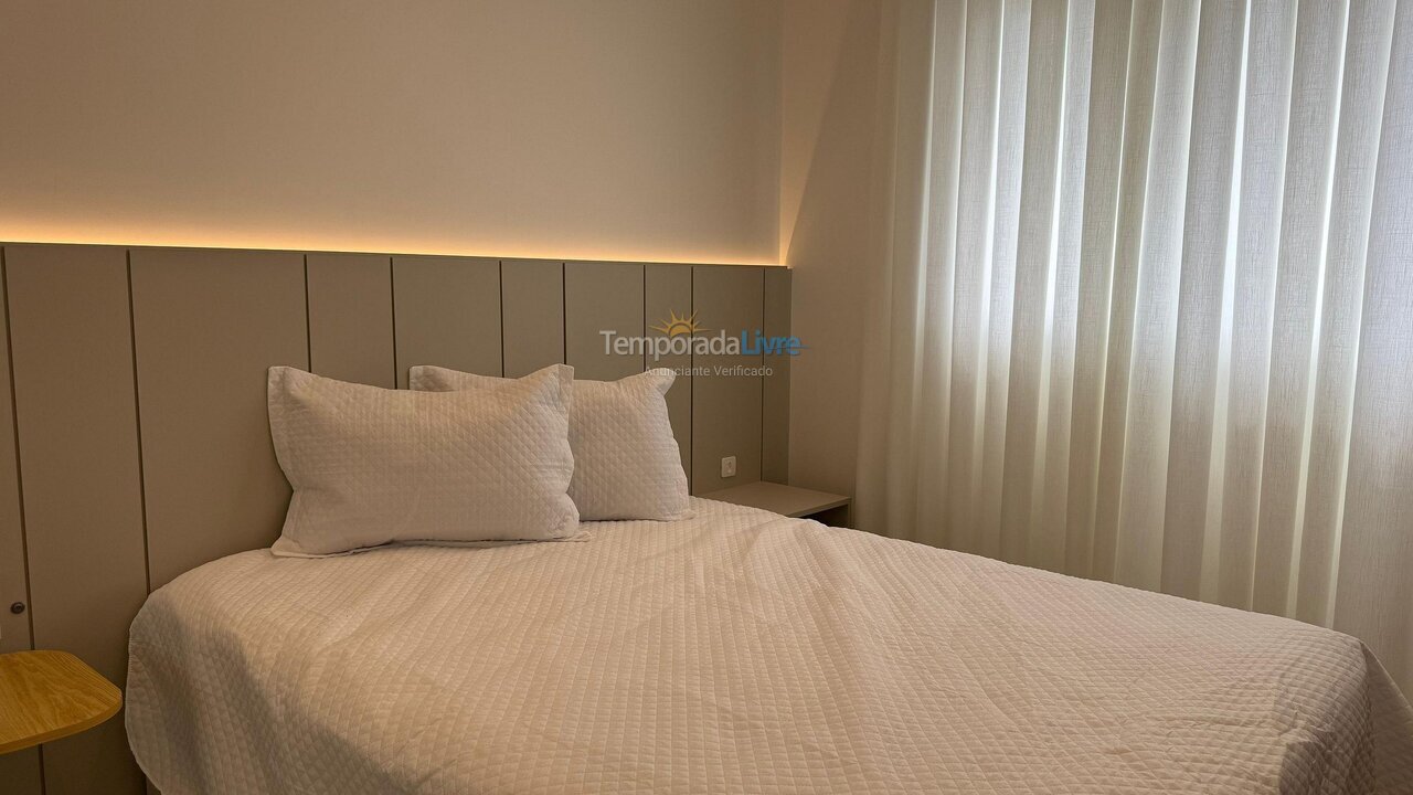 Apartamento para alquiler de vacaciones em Bombinhas (Praia de Bombas)
