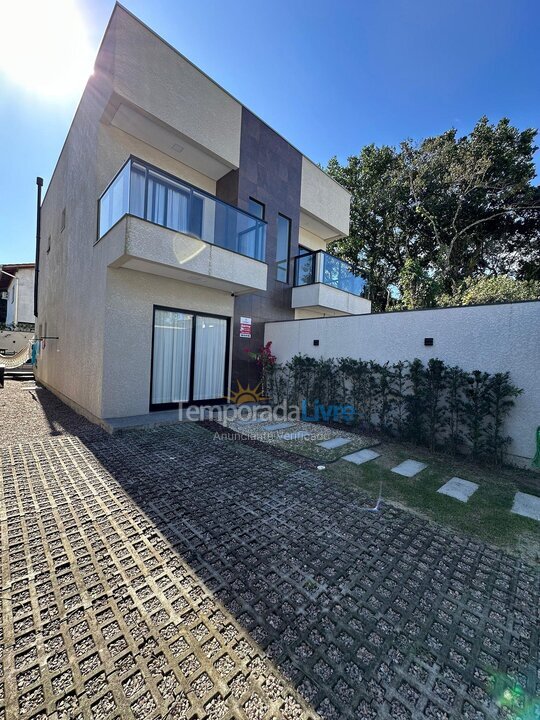 Casa para aluguel de temporada em Bombinhas (Canto Grande)