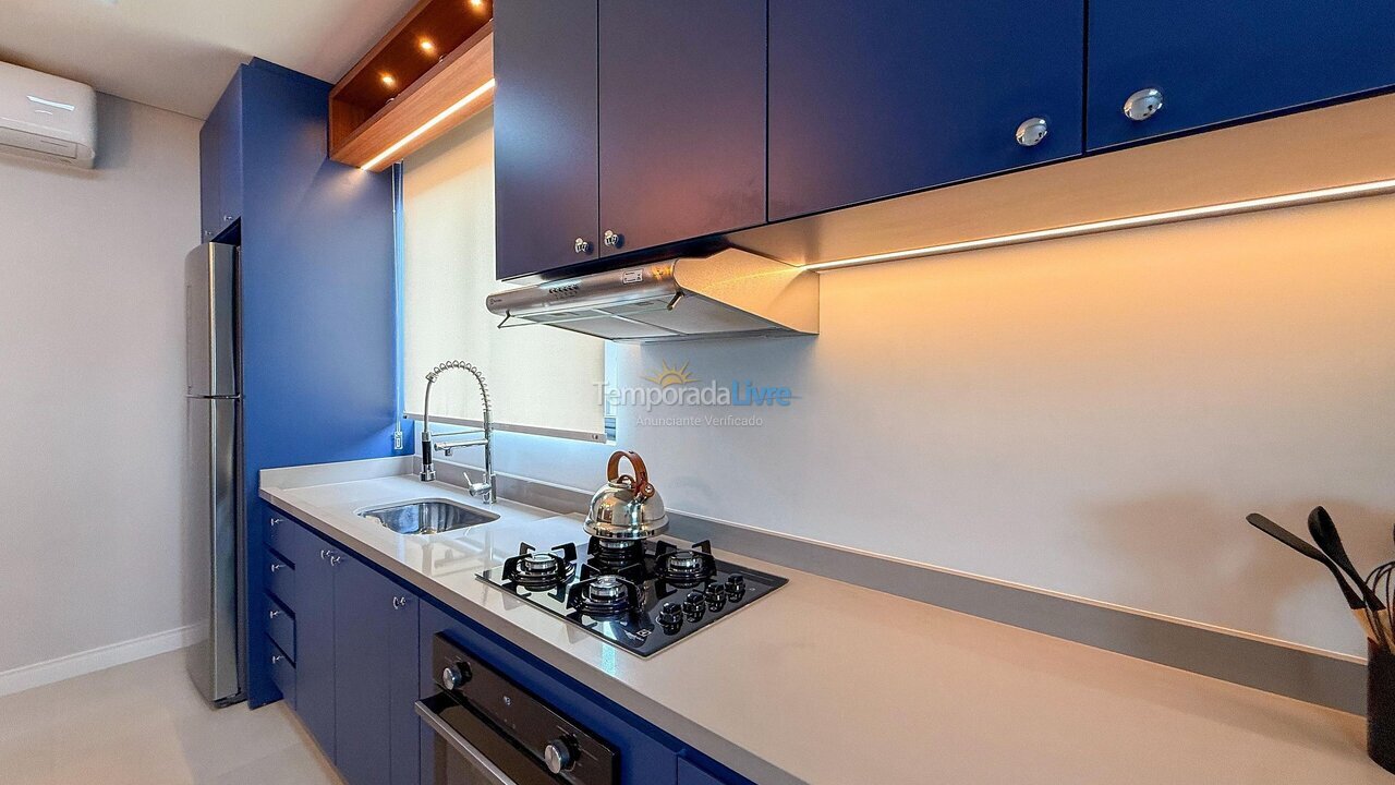 Apartamento para aluguel de temporada em Bombinhas (Praia de Bombas)