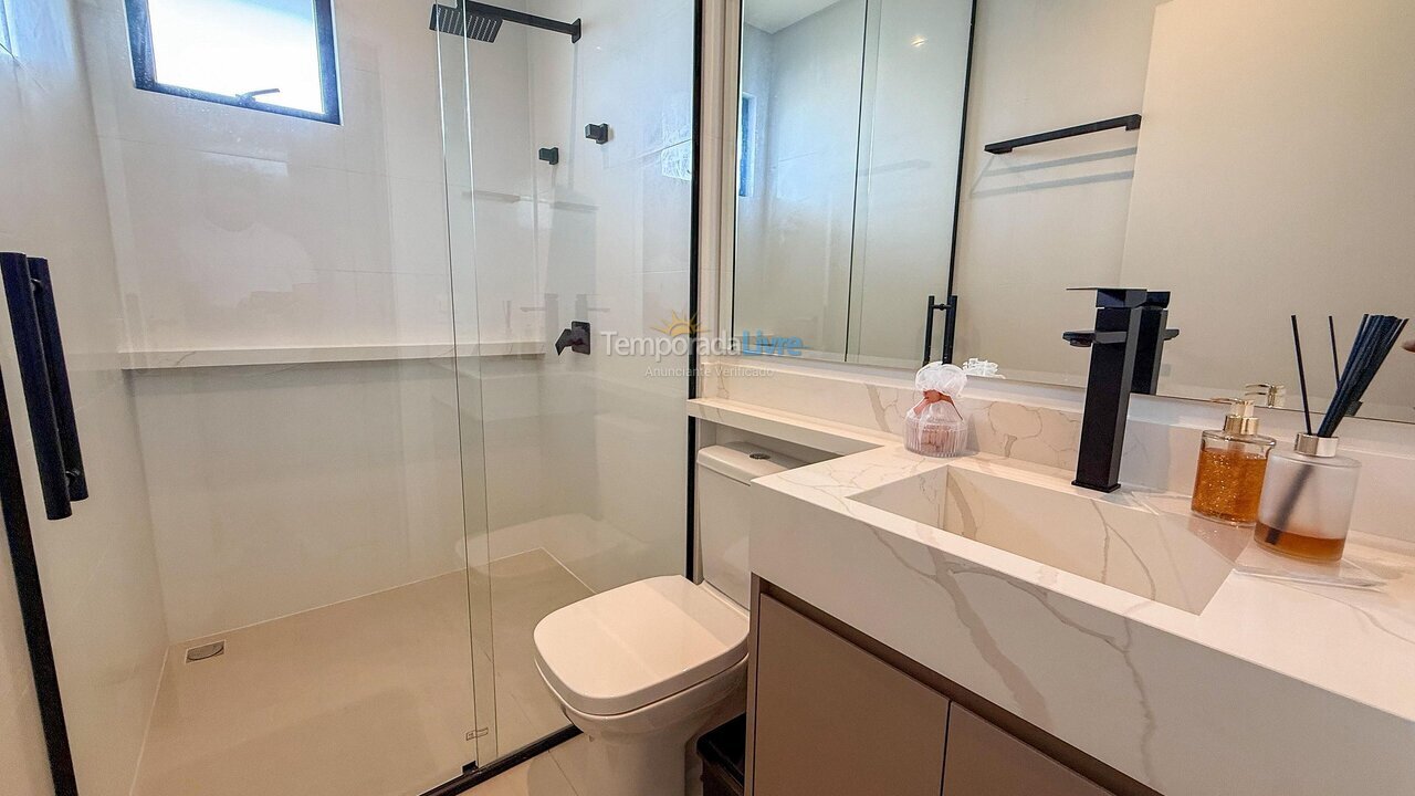 Apartamento para aluguel de temporada em Bombinhas (Praia de Bombas)