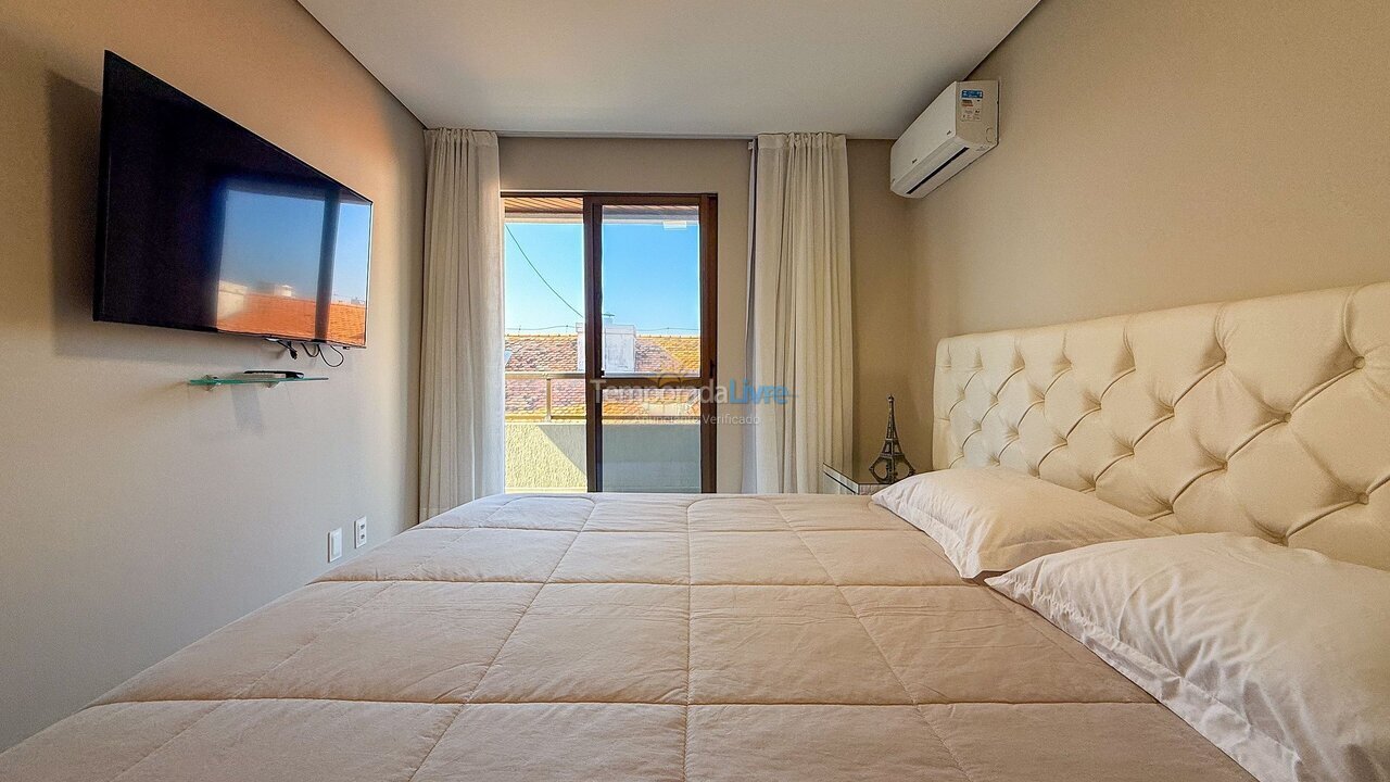 Ranch for vacation rental in Bombinhas (Praia de Bombas)