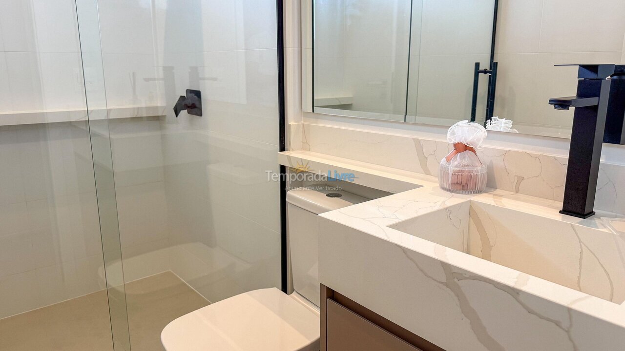 Apartamento para aluguel de temporada em Bombinhas (Praia de Bombas)