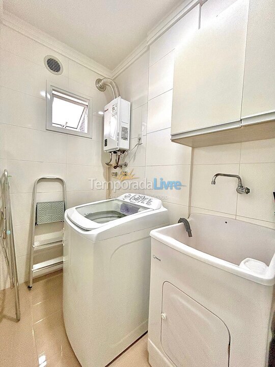 Apartment for vacation rental in Bombinhas (Praia de Bombas)