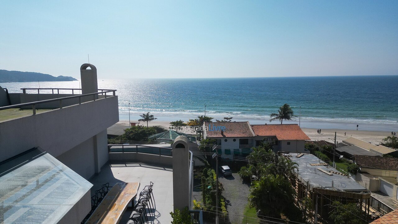 Ranch for vacation rental in Bombinhas (Praia de Bombas)