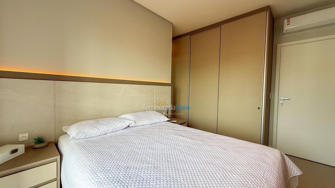 Apartamento para aluguel de temporada em Bombinhas (Praia de Bombas)