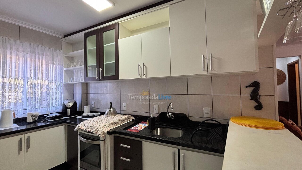 Apartamento para aluguel de temporada em Bombinhas (Praia de Bombinhas)