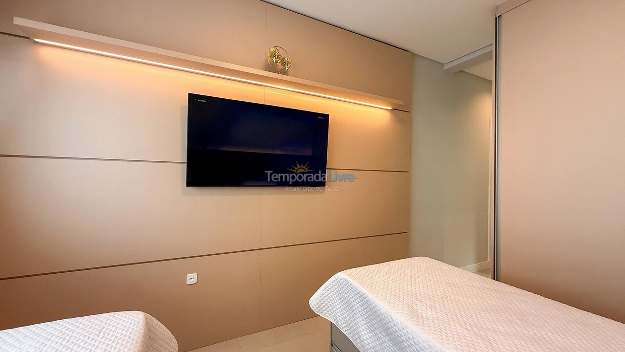 Apartamento para aluguel de temporada em Bombinhas (Praia de Bombas)