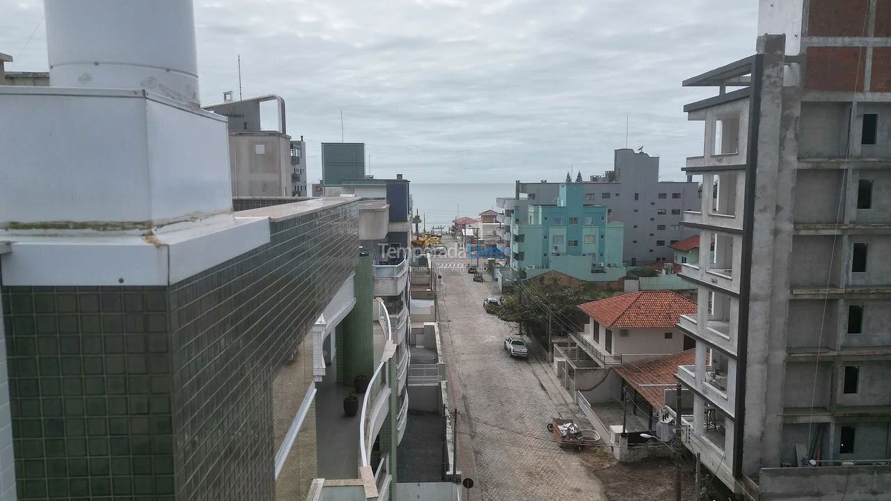 Apartamento para alquiler de vacaciones em Bombinhas (Praia de Bombas)