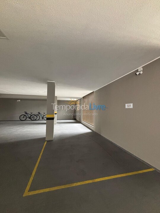 Apartamento para aluguel de temporada em Bombinhas (Praia de Bombas)