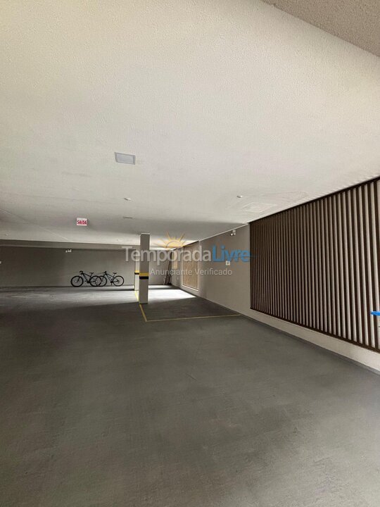 Apartamento para aluguel de temporada em Bombinhas (Praia de Bombas)