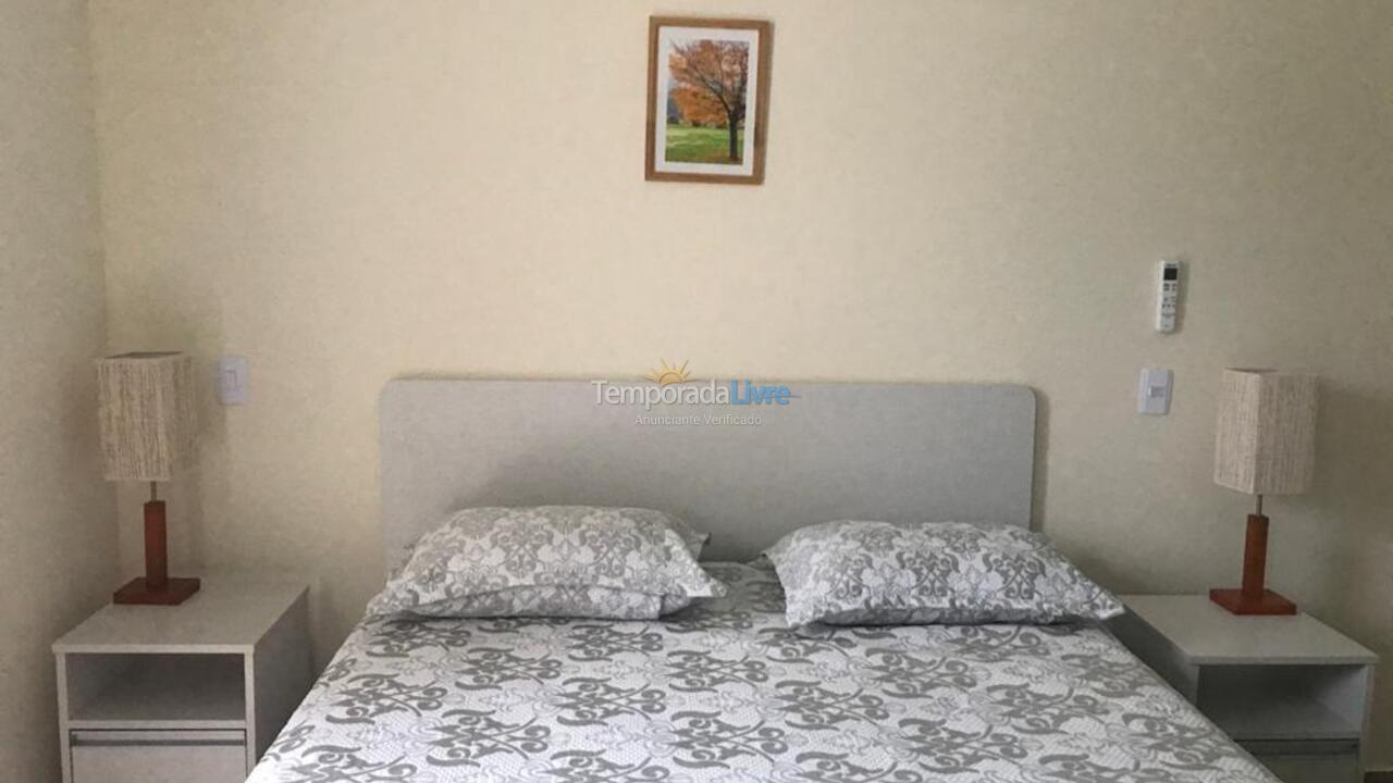 Casa para aluguel de temporada em Caraguatatuba (Massaguaçu)