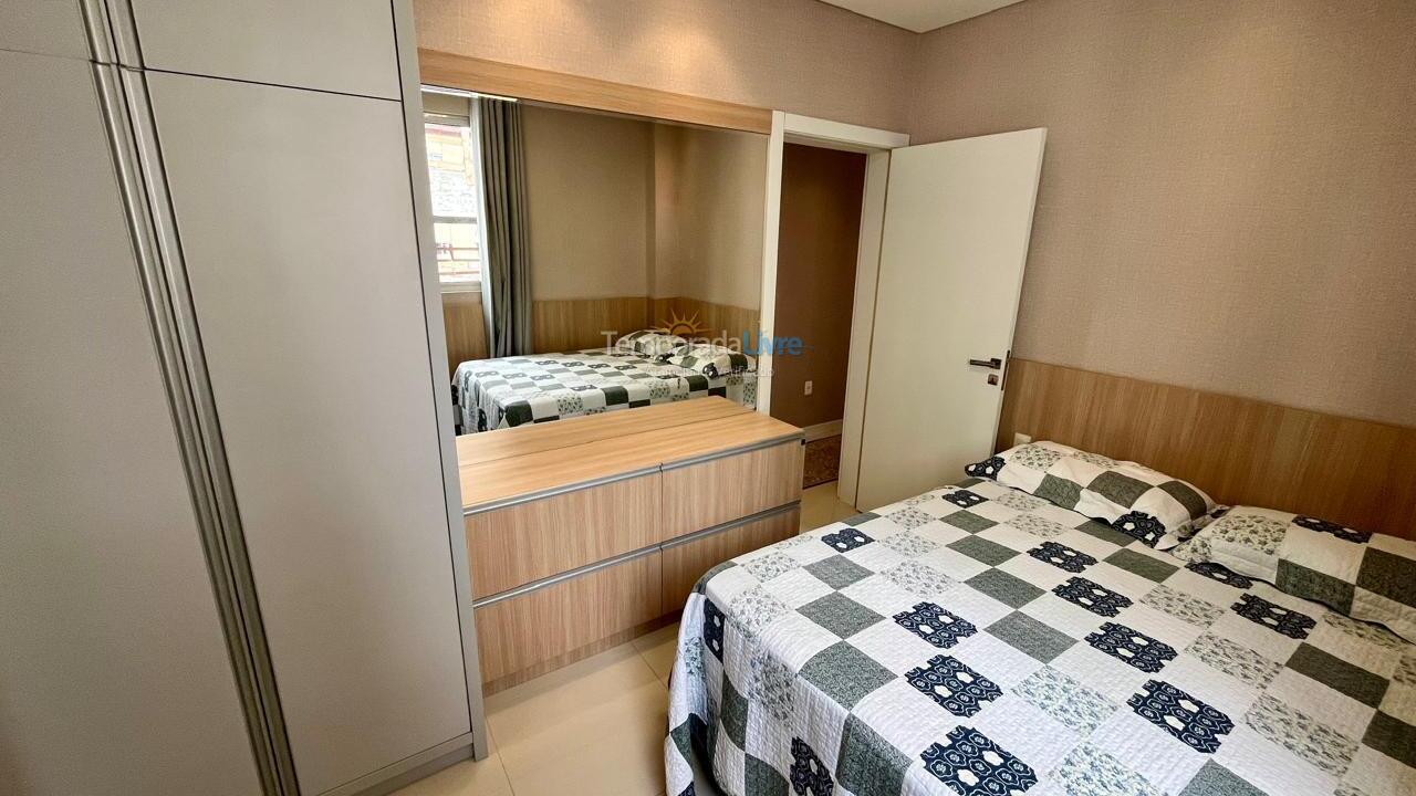 Apartment for vacation rental in Itapema (Meia Praia)