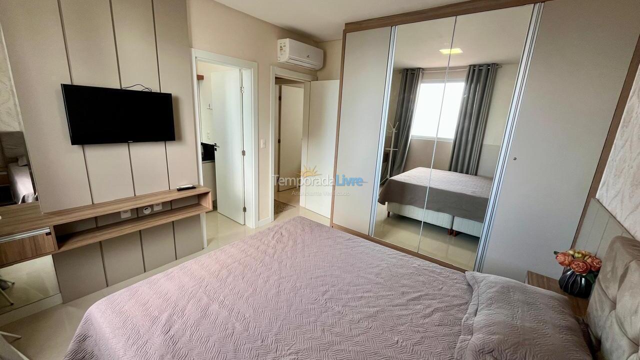 Apartment for vacation rental in Itapema (Meia Praia)