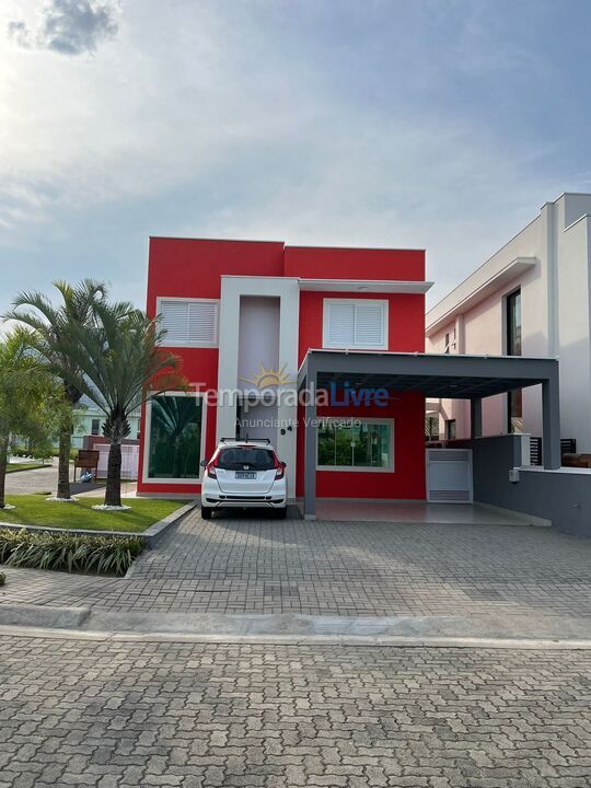 Casa para aluguel de temporada em Caraguatatuba (Massaguaçu)