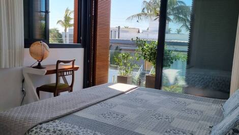 High-Standard House in Jurerê Internacional