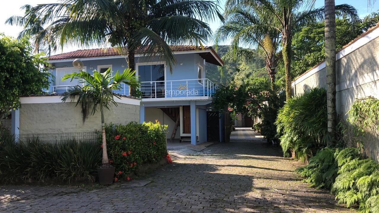 Casa para alquiler de vacaciones em Caraguatatuba (Centro)