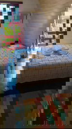 Quarto 2 com cama queen