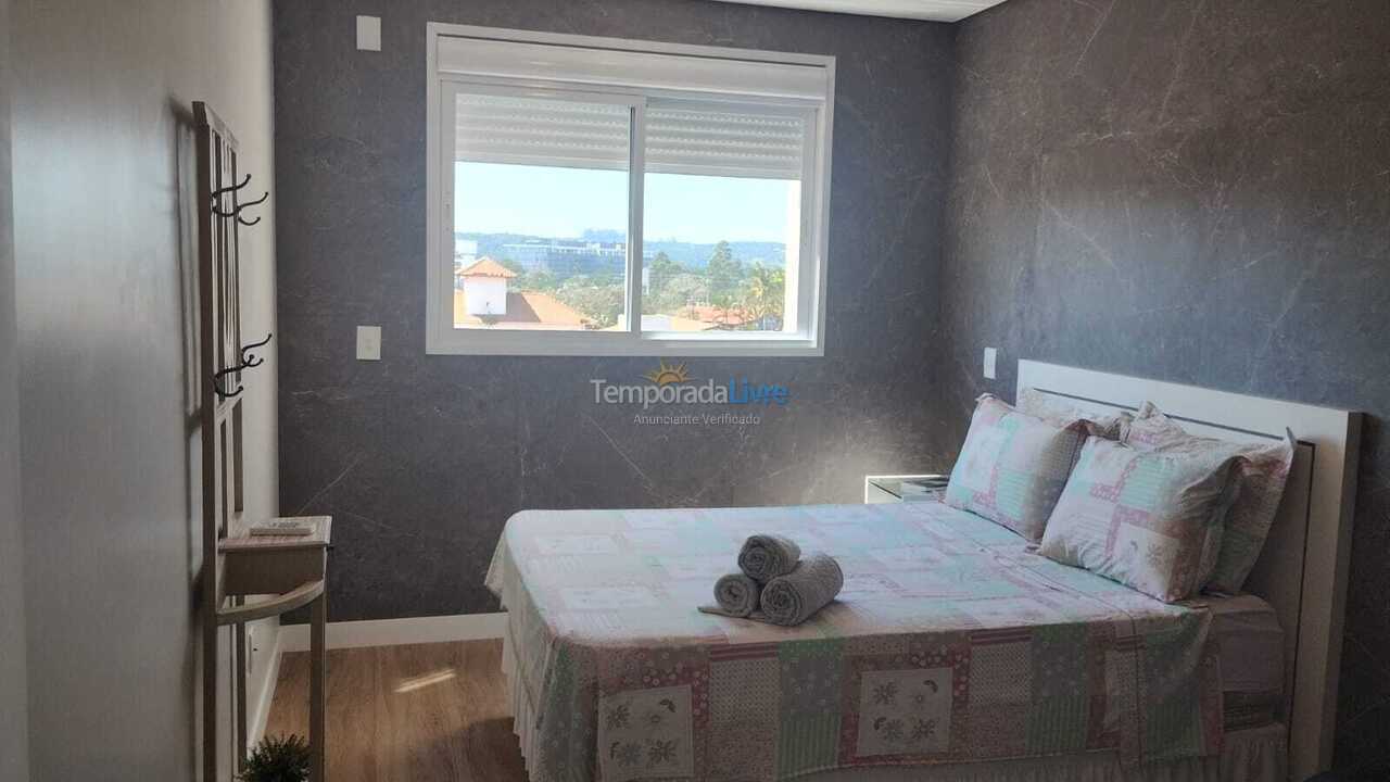 Apartamento para aluguel de temporada em Florianopolis (Canasvieiras)