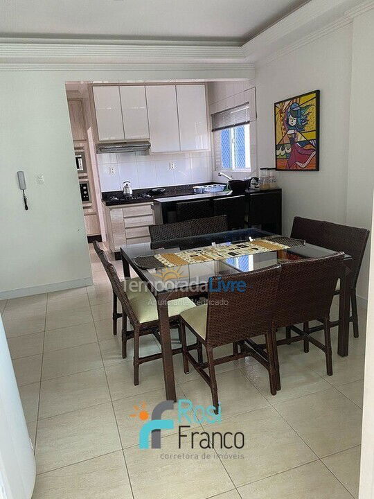Apartamento para aluguel de temporada em Itapema (Meia Praia Segunda Quadra Mar)