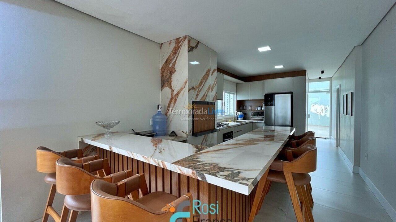 Apartment for vacation rental in Itapema (Meia Praia)