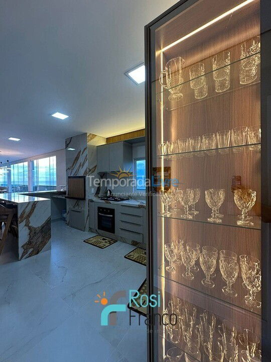 Apartment for vacation rental in Itapema (Meia Praia)