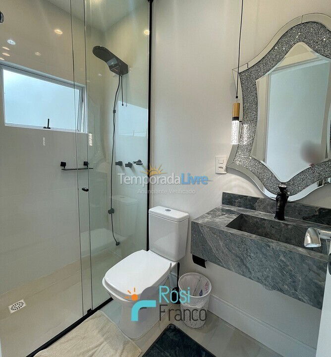 Apartment for vacation rental in Itapema (Meia Praia)