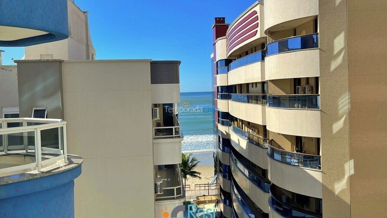 Apartamento para aluguel de temporada em Itapema (Centro Frente Mar)