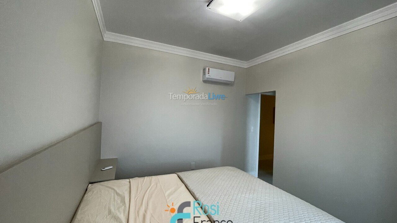 Apartment for vacation rental in Itapema (Meia Praia)