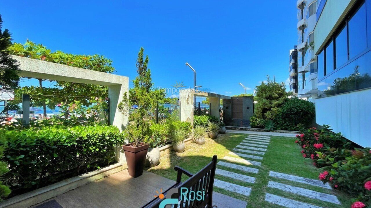 Apartamento para alquiler de vacaciones em Itapema (Meia Praia Frente Mar)