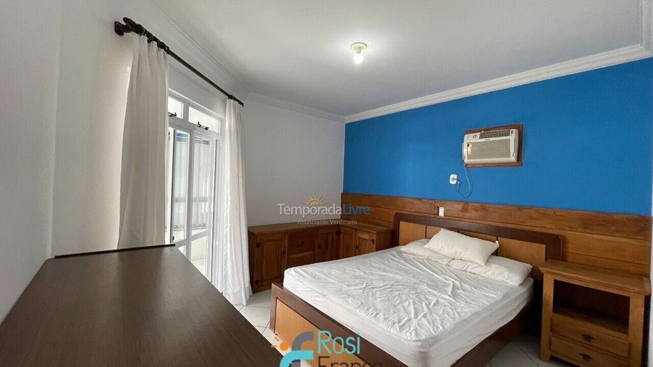 Apartamento para aluguel de temporada em Itapema (Centro Frente Mar)
