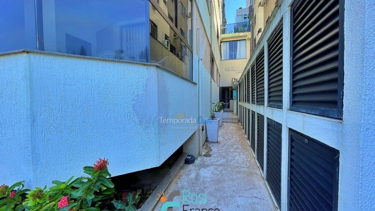 Apartamento para alquiler de vacaciones em Itapema (Meia Praia Frente Mar)