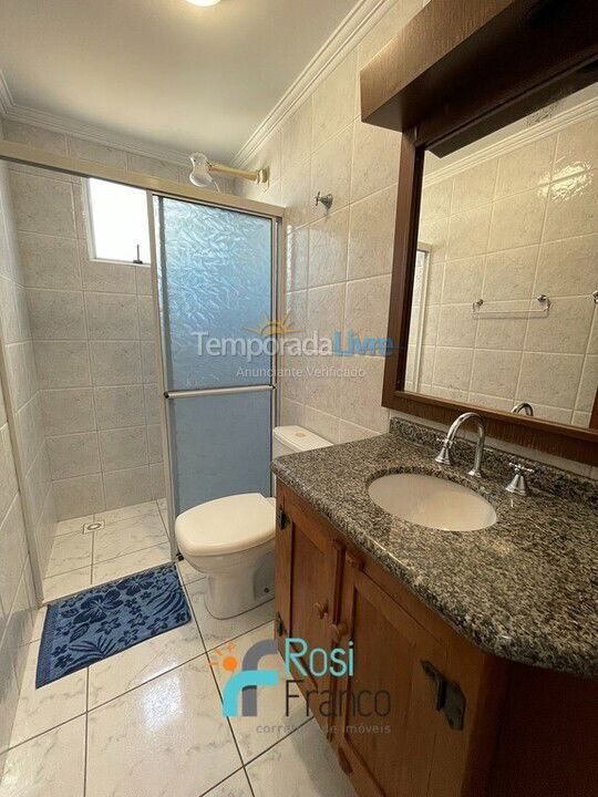 Apartamento para aluguel de temporada em Itapema (Centro Frente Mar)