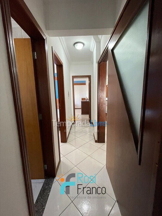 Apartamento para aluguel de temporada em Itapema (Centro Frente Mar)