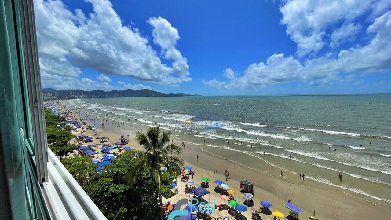 Apartamento para aluguel de temporada em Itapema (Meia Praia Frente Mar)