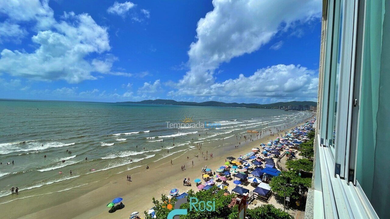 Apartamento para aluguel de temporada em Itapema (Meia Praia Frente Mar)