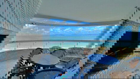 Apartamento de 4 habitaciones frente al mar en Itapema, SC