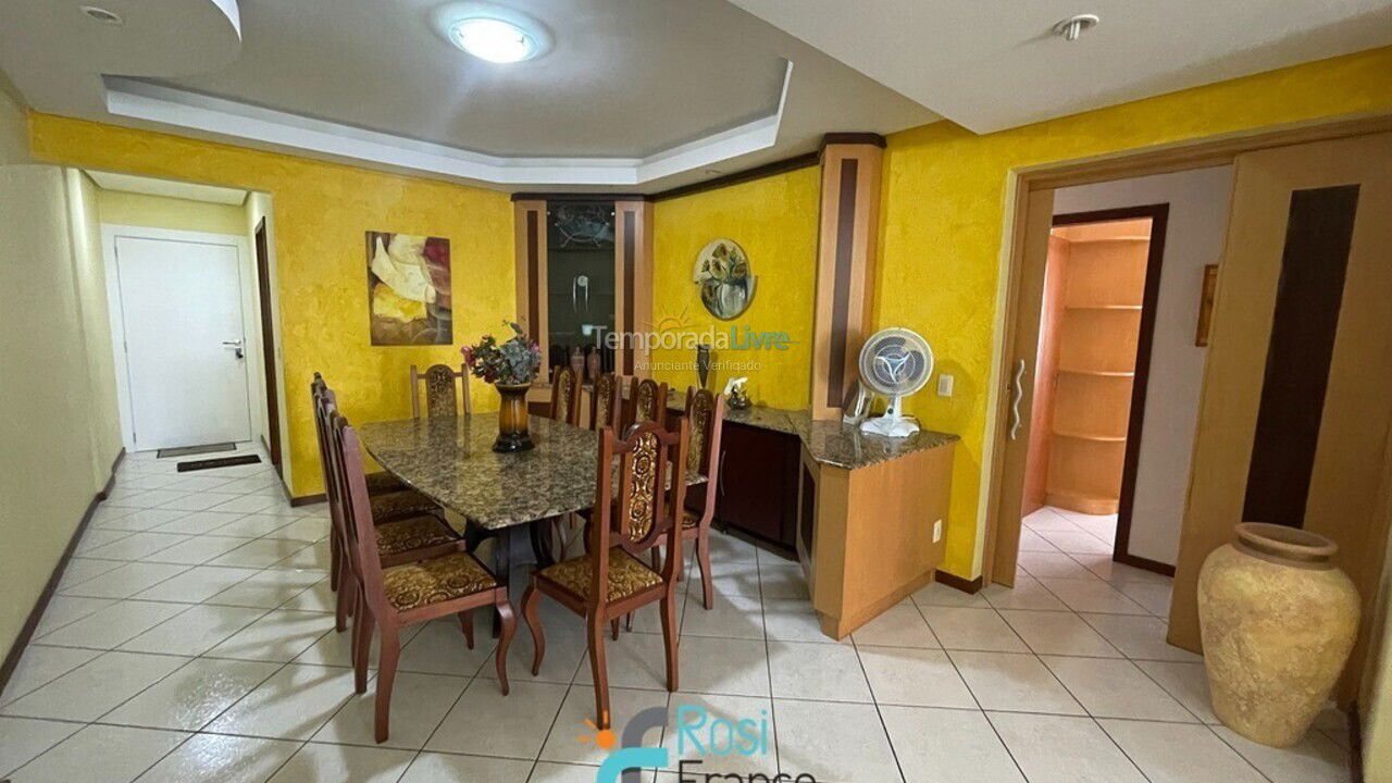 Apartamento para alquiler de vacaciones em Itapema (Centro Frente Mar)