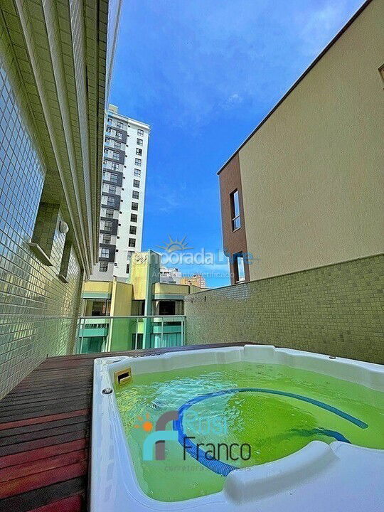 Apartamento para alquiler de vacaciones em Itapema (Meia Praia Quadra do Mar)