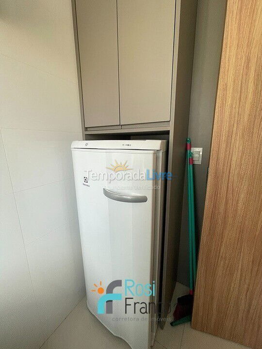Apartamento para alquiler de vacaciones em Itapema (Meia Praia Quadra do Mar)