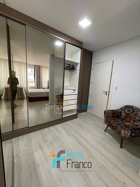 Apartamento para alquiler de vacaciones em Itapema (Meia Praia Quadra do Mar)