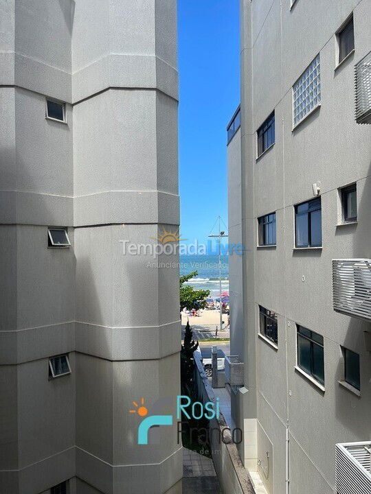 Apartment for vacation rental in Itapema (Itapema Quadra do Mar)