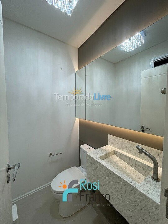Apartamento para alquiler de vacaciones em Itapema (Meia Praia Quadra do Mar)