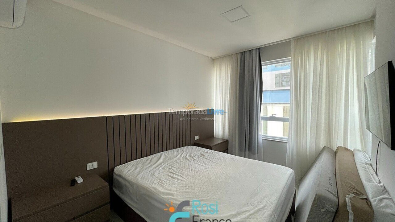 Apartamento para alquiler de vacaciones em Itapema (Meia Praia Quadra do Mar)