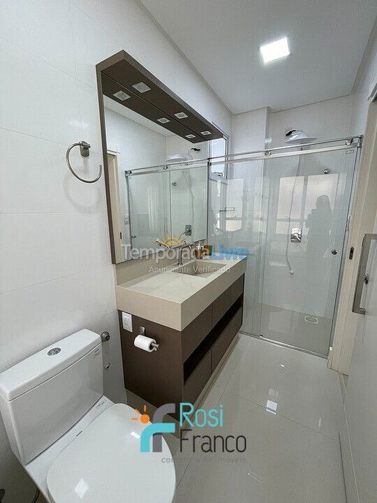 Apartamento para alquiler de vacaciones em Itapema (Meia Praia Quadra do Mar)
