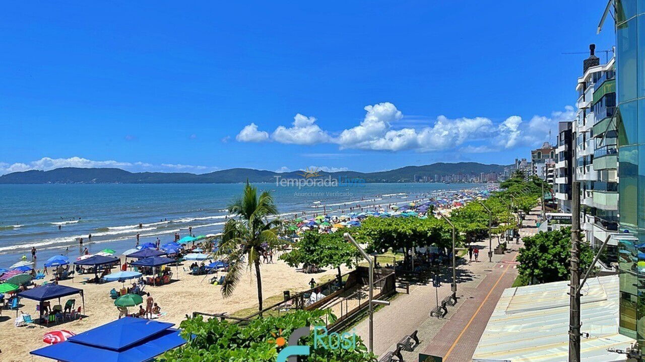 Apartment for vacation rental in Itapema (Meia Praia Frente Mar)