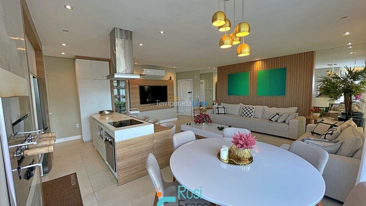 Apartamento para alquiler de vacaciones em Itapema (Meia Praia Quadra do Mar)