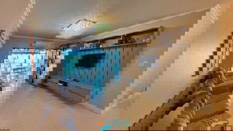 Apartamento 4 quartos frente mar Meia Praia SC